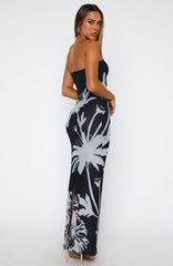 On A Trip Maxi Dress Nocturnal Bloom