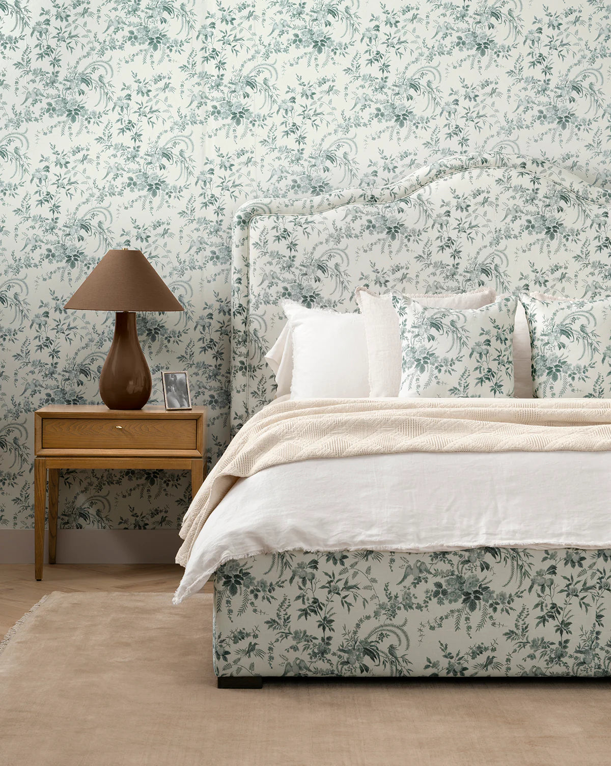 Arboretum Floral Wallpaper